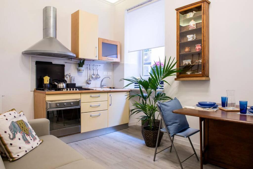Colosseum/Panisperna Nina Apartament With Terrace Rom Eksteriør billede