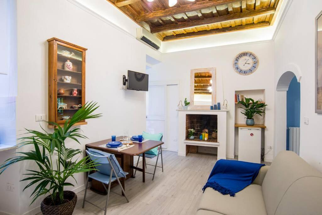 Colosseum/Panisperna Nina Apartament With Terrace Rom Eksteriør billede