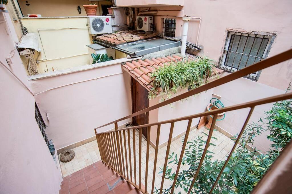 Colosseum/Panisperna Nina Apartament With Terrace Rom Eksteriør billede